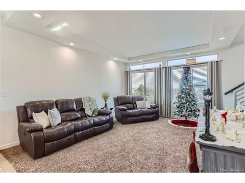 4895 Halifax Ct, Denver, CO 80249 photo 5
