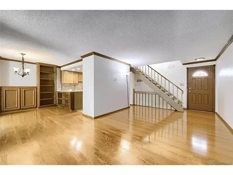 3055 S Macon Cir, Aurora, CO 80014