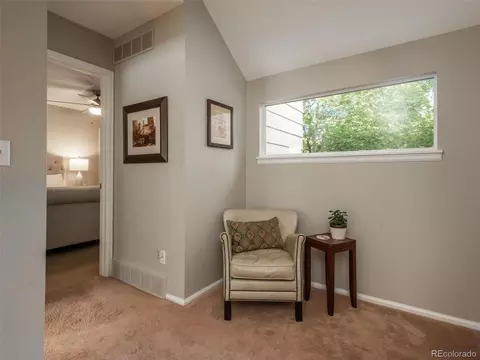 8600 E Temple Dr, Denver, CO 80237 photo 21