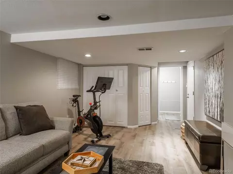 8600 E Temple Dr, Denver, CO 80237 photo 31