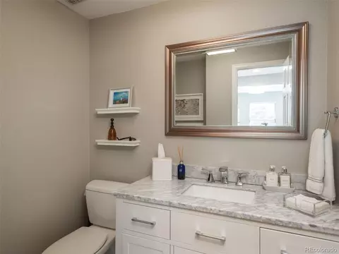 8600 E Temple Dr, Denver, CO 80237 photo 18