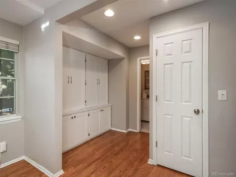 8600 E Temple Dr, Denver, CO 80237 photo 17