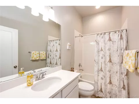 Bath - 21584 E 59th Dr, Aurora, CO 80019 photo 4 of 5