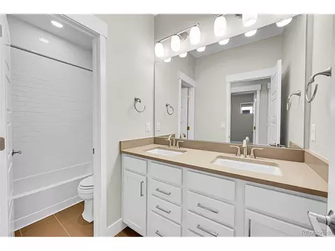 11150 E 26th Ave, Aurora, CO 80010 photo 15