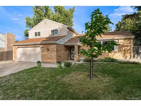 8060 Johnson Ct, Arvada, CO 80005 photo 2