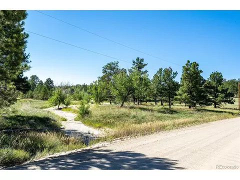 40122 Onyx Trl, Deer Trail, CO 80105