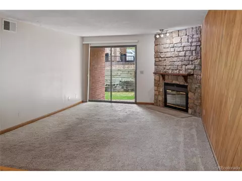 Living - 220 Wright St #103, Lakewood, CO 80228 photo 3 of 5