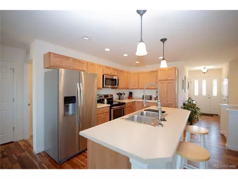 19073 E 22nd Cir, Aurora, CO 80011 photo 4