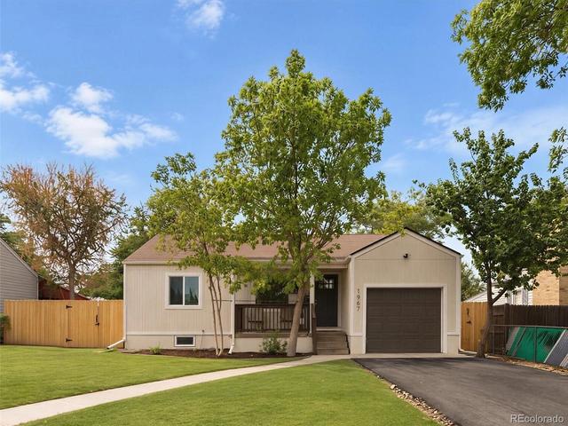 1967 Macon St, Aurora, CO 80010