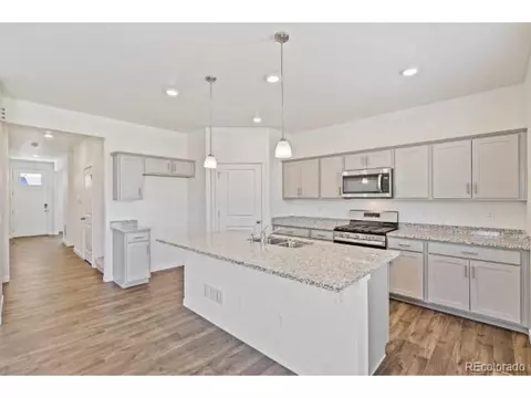 27461 E Cedar Ave, Aurora, CO 80018 photo 13