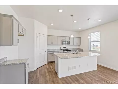 27461 E Cedar Ave, Aurora, CO 80018 photo 11