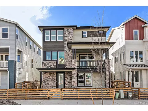911 Hearteye Trl, Lafayette, CO 80026