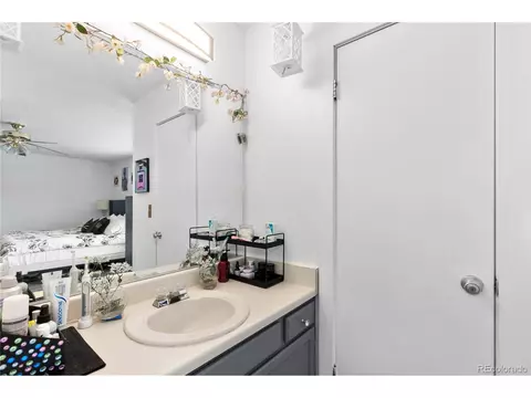 21563 E Powers Pl, Centennial, CO 80015 photo 29