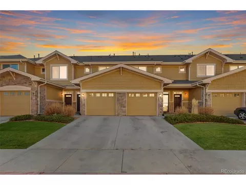 9713 Dahlia Ln, Thornton, CO 80229
