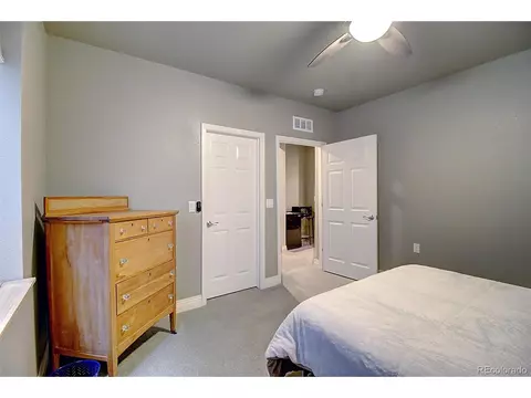 10339 E 25th Dr, Aurora, CO 80010 photo 24