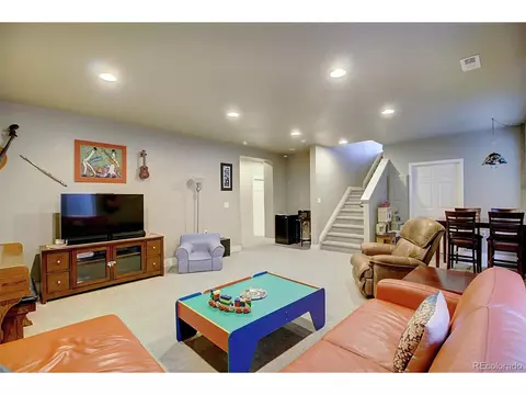 10339 E 25th Dr, Aurora, CO 80010 photo 22