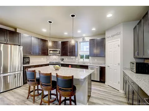 10339 E 25th Dr, Aurora, CO 80010 photo 7