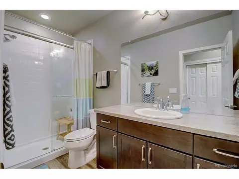 10339 E 25th Dr, Aurora, CO 80010 photo 25