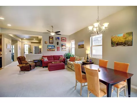 10339 E 25th Dr, Aurora, CO 80010 photo 5