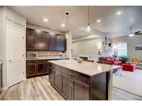 10339 E 25th Dr, Aurora, CO 80010 photo 9