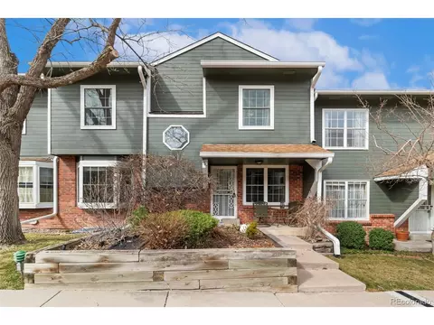 1948 S Balsam St, Lakewood, CO 80227