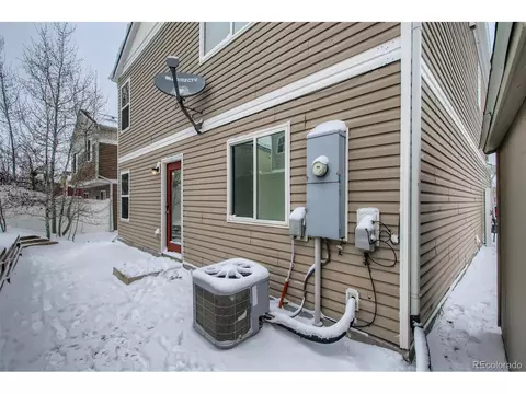 18652 E Chaffee Pl, Denver, CO 80249 photo 27