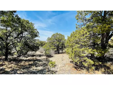 226 Lake Of The Falls Pkwy, Mosca, CO 81146