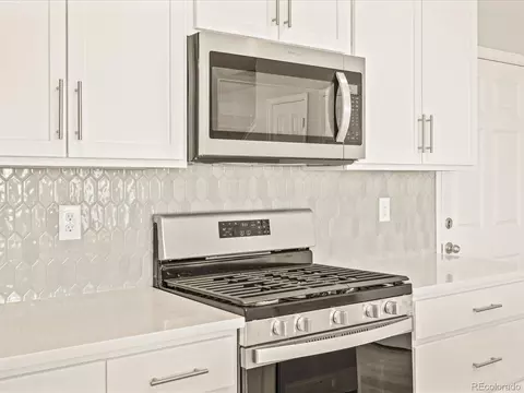 22290 E 8th Pl, Aurora, CO 80018 photo 10