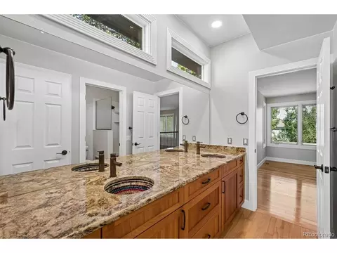Bath - 8725 Tall Grass Pl, Lone Tree, CO 80124 photo 5 of 5
