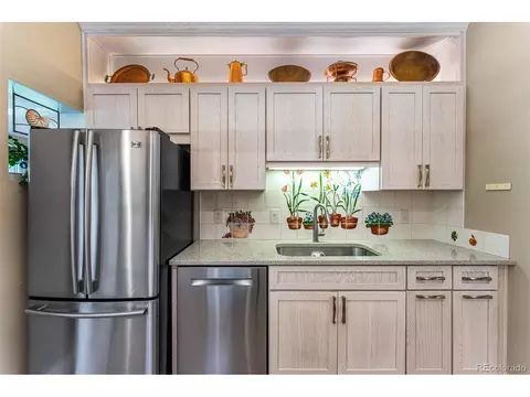 2040 Eudora St, Denver, CO 80207 photo 13