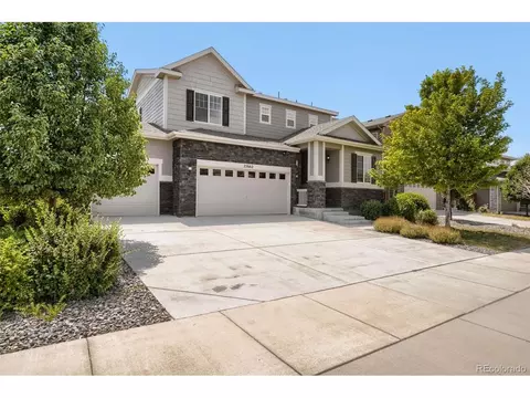 Exterior - 25662 E Bayaud Pl, Aurora, CO 80018 photo 3 of 5