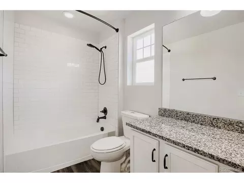 Bath - 25662 E Bayaud Pl, Aurora, CO 80018 photo 4 of 5