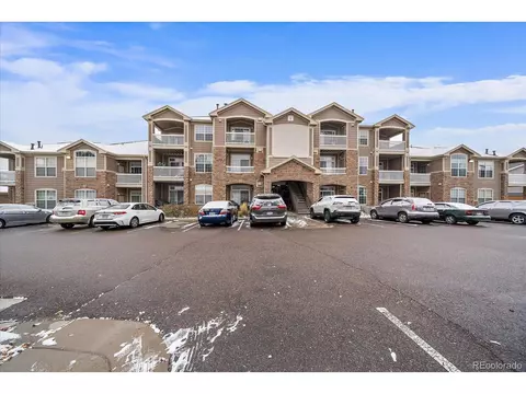 7440 S Blackhawk St #1-103, Englewood, CO 80112