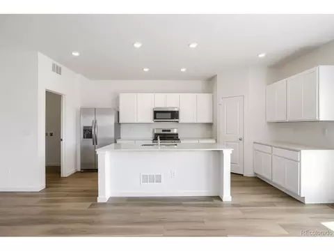 Kitchen - 45894 Mill Ave, Bennett, CO 80102 photo 1 of 2