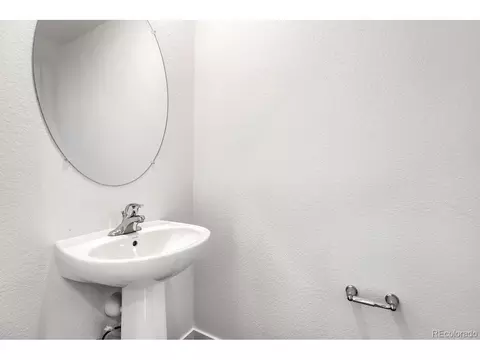 Bath - 45894 Mill Ave, Bennett, CO 80102 photo 1 of 1