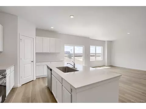 Kitchen - 45894 Mill Ave, Bennett, CO 80102 photo 1 of 1