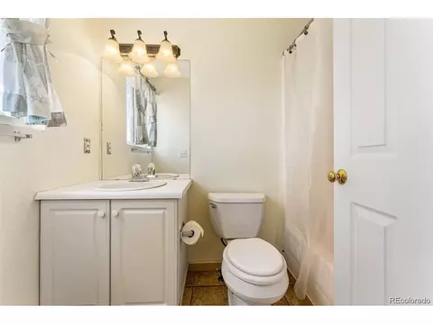 Undisclosed, Aurora, CO 80017 photo 21