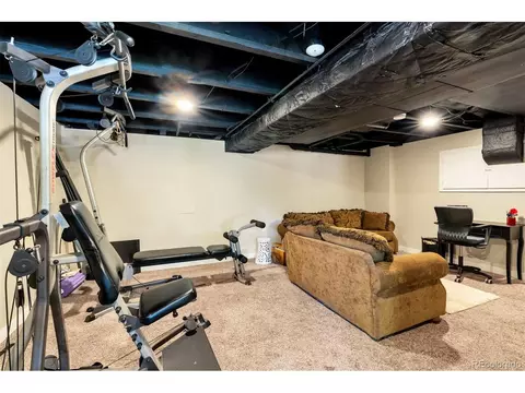 Undisclosed, Thornton, CO 80233 photo 17