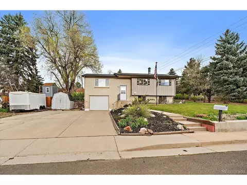 31 Circle Dr, Castle Rock, CO 80104