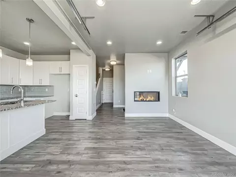 19575 E Sunset Cir, Aurora, CO 80015 photo 4