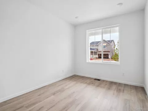 45940 Gentry Ave, Bennett, CO 80102 photo 2