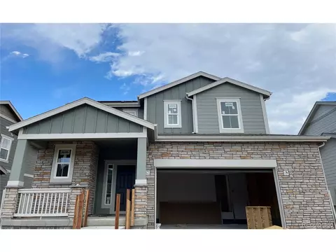 933 Crestone St, Johnstown, CO 80534