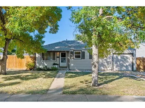1121 Hillside St, Aurora, CO 80010