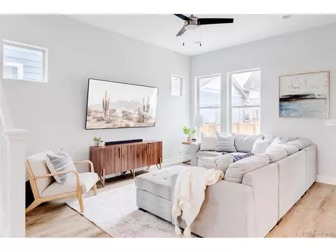 10050 E 59th Dr, Denver, CO 80238 photo 11