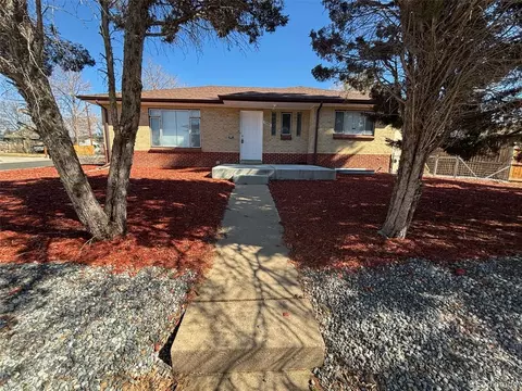 5000 S Huron St, Englewood, CO 80110