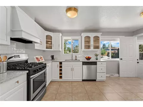 4217 Easter Pl, Centennial, CO 80122 photo 7