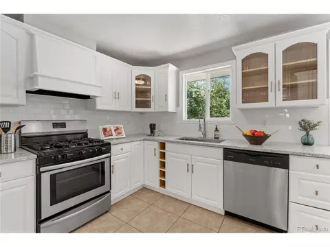 4217 Easter Pl, Centennial, CO 80122 photo 8