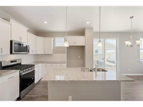 21833 E 8th Ave, Aurora, CO 80018 photo 10