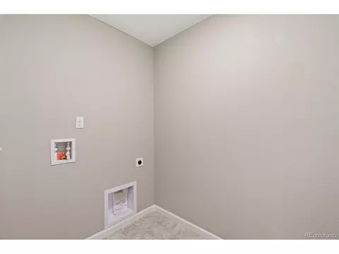 21833 E 8th Ave, Aurora, CO 80018 photo 27