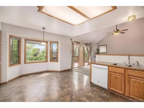 548 E 16th Ave, Longmont, CO 80504 photo 9